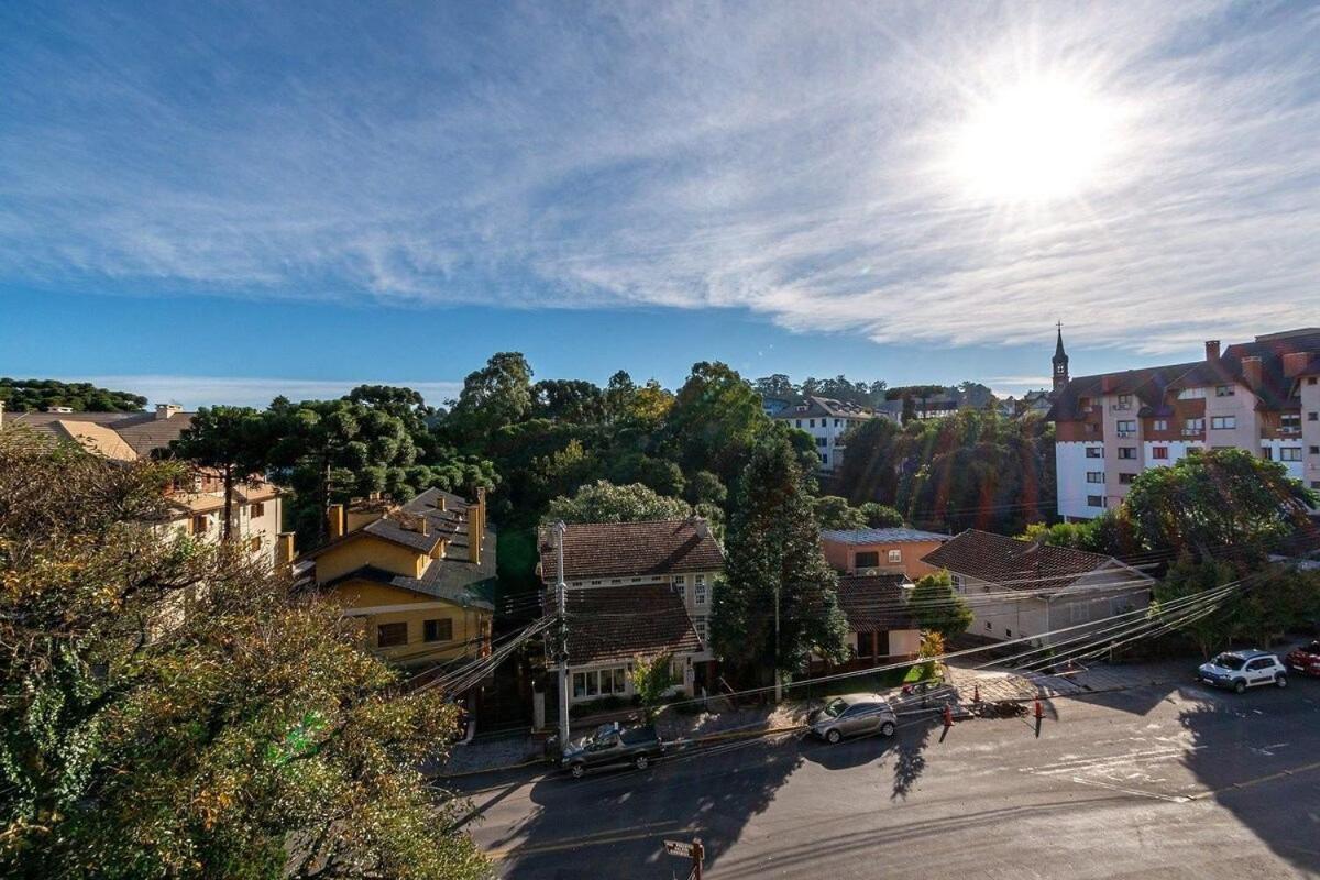 Rosa Edificio Giovani Pizetta Apartman Gramado Kültér fotó
